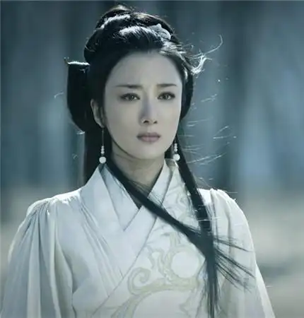 【图】李依晓虞姬剧照重温青涩初恋 被观众评本身就是双面的