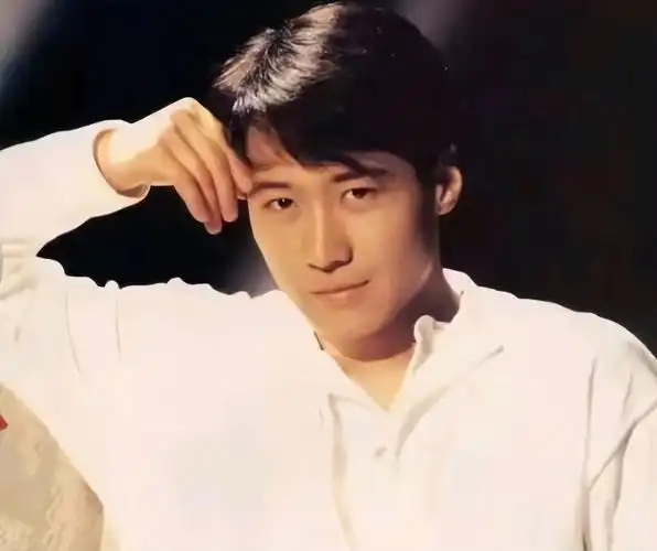 郭富城年轻时超惊艳,五官精致无可挑剔,演技颜值都在线