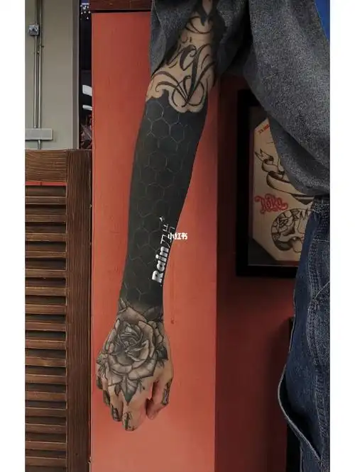 穿孔师#黑臂#黑臂肉雕#肉雕#分舌#大臂纹身#黑臂纹身#割皮纹身#割皮