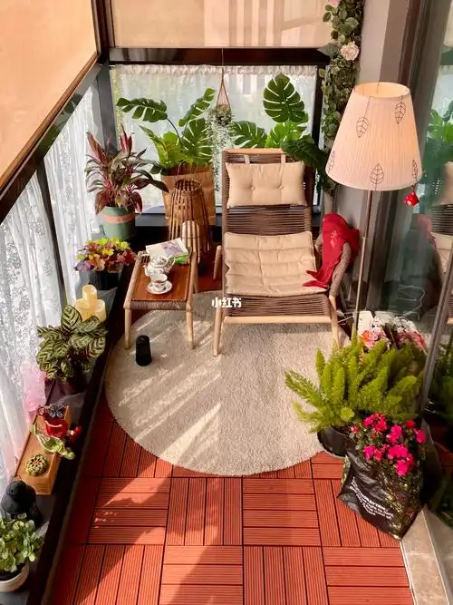 我的阳台小花园就是我心爱的小角落