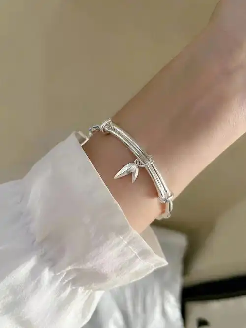 这么好看的银手镯竹节手镯