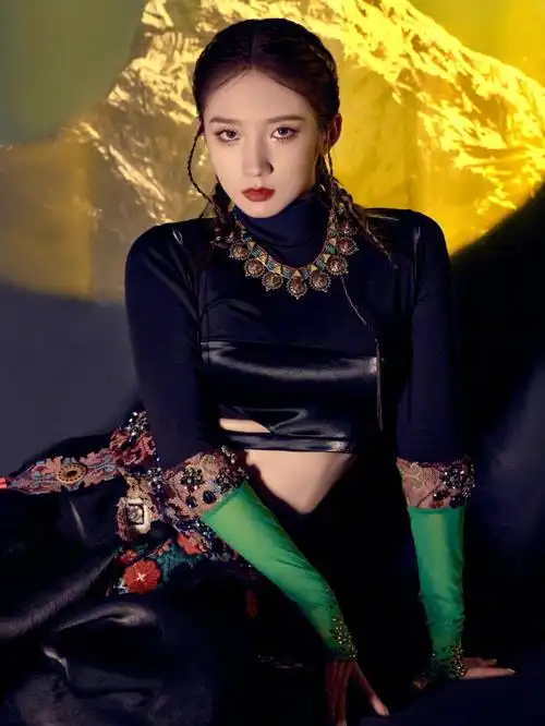 孟美岐今日舞蹈生导师大秀初舞台