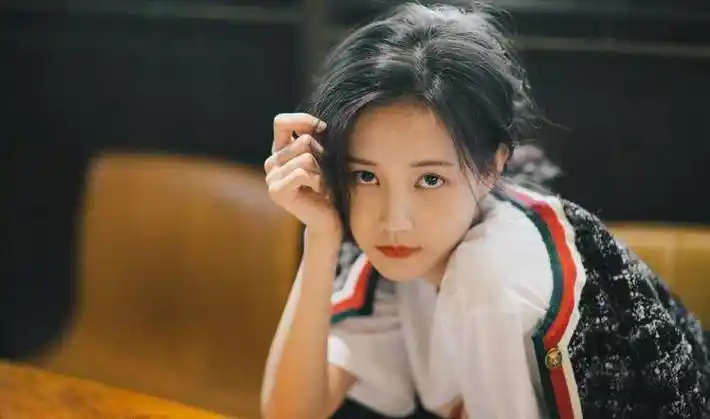 一出道就被于正力捧的李一桐,出道仅五年,就演过多次女主角_作品_影视