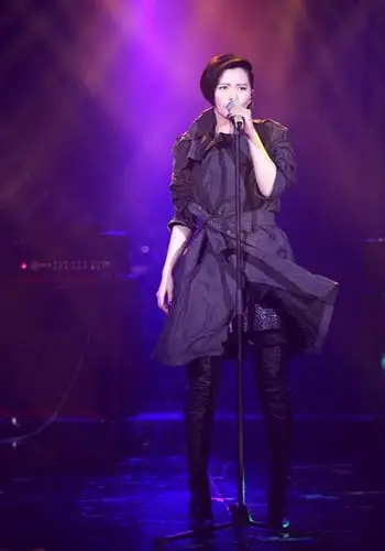 【图】我是歌手谭维维轮回演唱过吗? 在蒙面歌王节目大放异彩