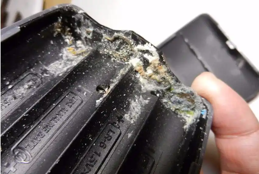 还被电池漏液问题困扰?杜绝漏液的传应电池来了,比松下更安全!