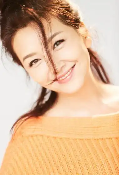 江珊清新优雅魅力写真图片24