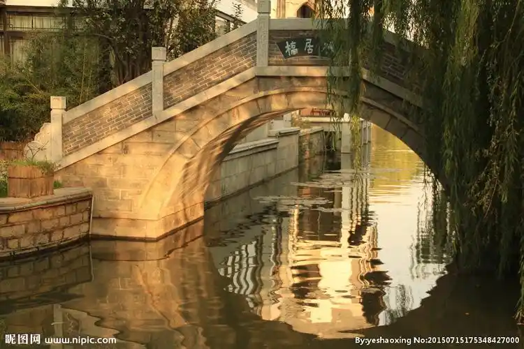 小桥流水图片