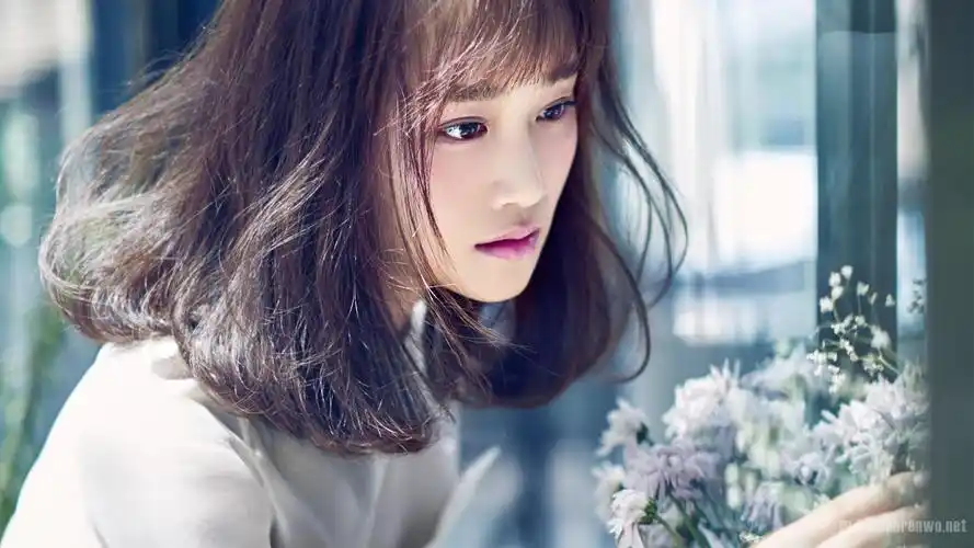 蓝盈莹个人资料背景惊人揭秘 蓝盈莹与曹骏相识180天终认爱