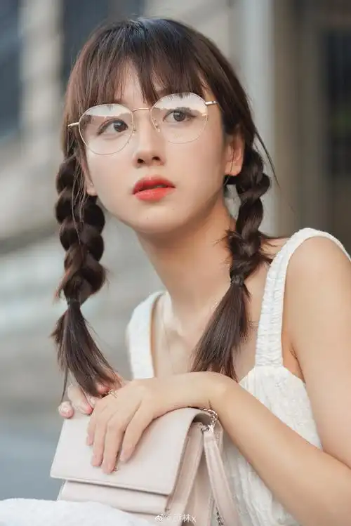 不知不觉拍了那么多眼镜了#好看的素颜镜框怎么选