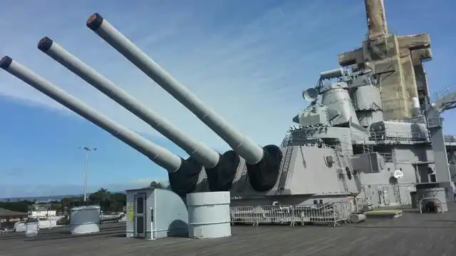 密苏里号战列舰的主炮
