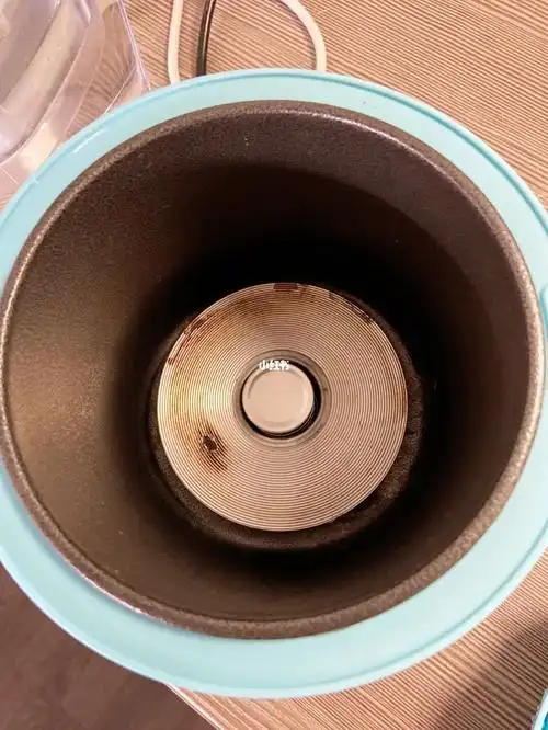 电饭锅底部糊了会有影响吗