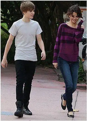 贾斯丁比伯身高多高,贾斯丁比伯实际身高,贾斯汀比伯身高对比_大山谷