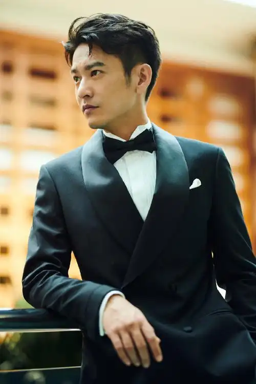 袁文康湿雨氛围大片##上海电影节