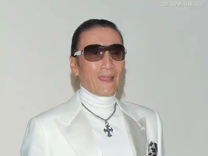 张柏芝与谢贤亲密称呼曝光,称呼张柏芝为女儿,称呼谢贤为老谢_亲情_父