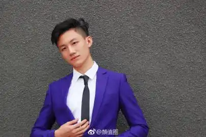 马博洋  出生于2000年5月1日 金牛座 来自北京 身高183cm 就读于中央