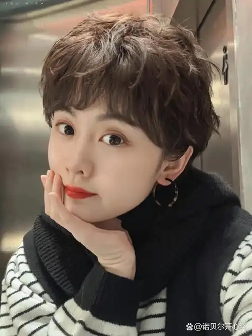 女士超短发烫发分享|酷感飒气卷短发|||很多 女士超短发烫发分享|酷感