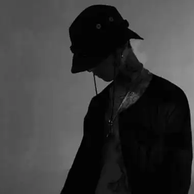 黑暗丧系男生头像头像丧心一定要积极向上