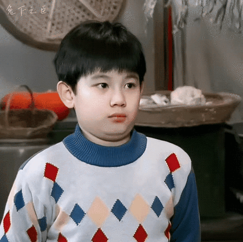 8岁的胡先煦vs22岁的胡先煦#胡先煦小时候也太可爱了吧,小时候奶乎乎