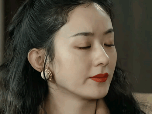 大眼袋,双下巴,法令纹,没有滤镜的赵丽颖是这样的?