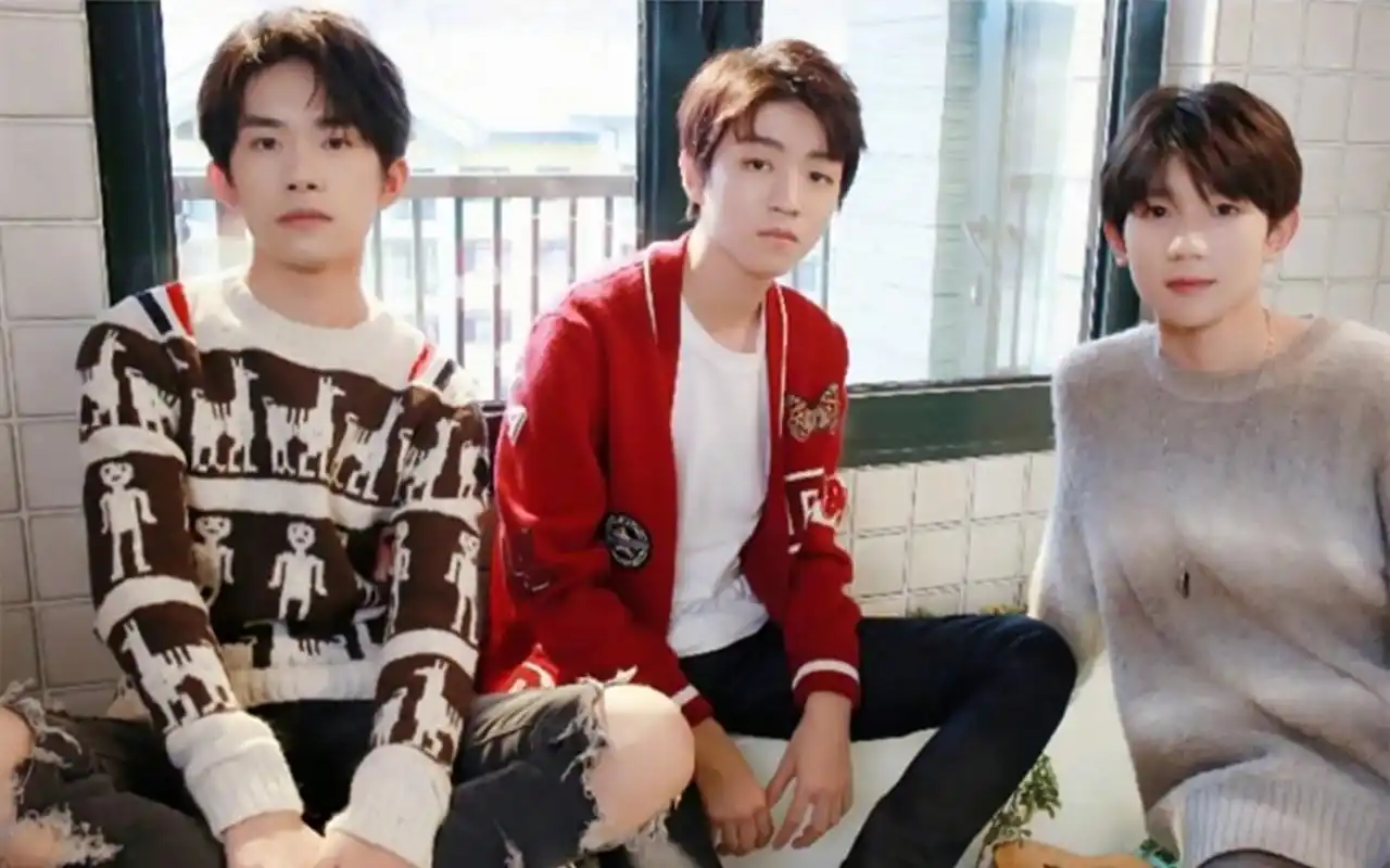 2018帅气tfboys清新壁纸最阳光的少年们