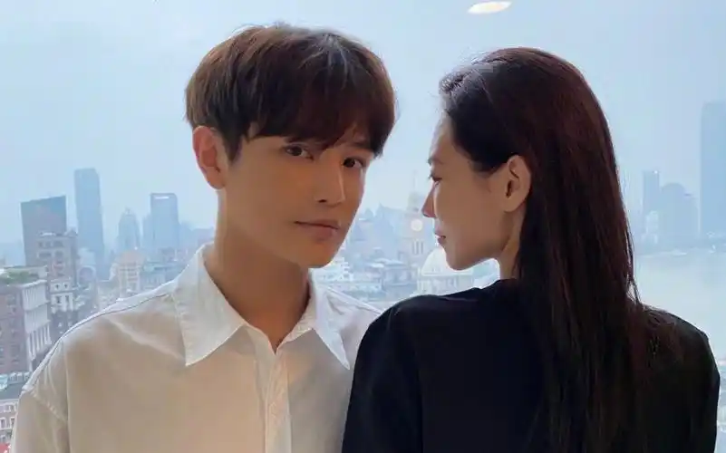 【王霏霏×孙坚】虽然姐姐没出道 我难过 但是孙坚是甜的 部分图片