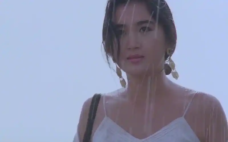 影视:温碧霞年轻时的美貌果然一绝,看完直嫉妒对手男演员