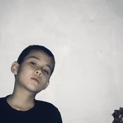 头像寸头小帅锅