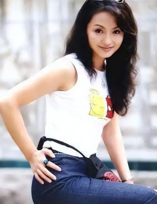 回顾"香妃"刘丹去世22年,父兄相继去世,如今只剩下老母亲一人