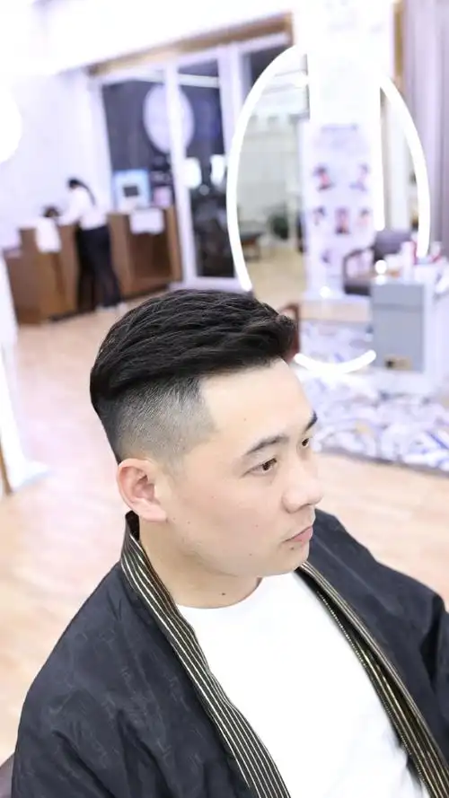 男士发型,港风侧背,简单自然好打理,张晋同款
