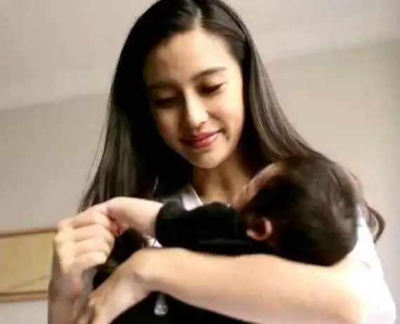 从五月到九月孕肚照曝光给你真相  不知道你有木有感叹过明星生个孩子