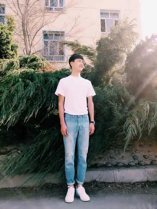 男生的全身照图片大全_好看的男生全身照图片