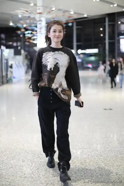 明星时尚街拍乔欣系列