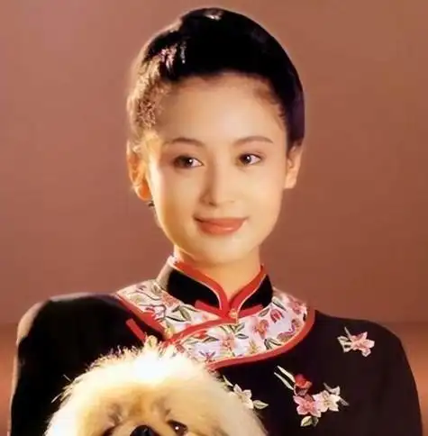 陈红17岁-48岁容貌变化,大陆第一美人,穿上古装即封神!