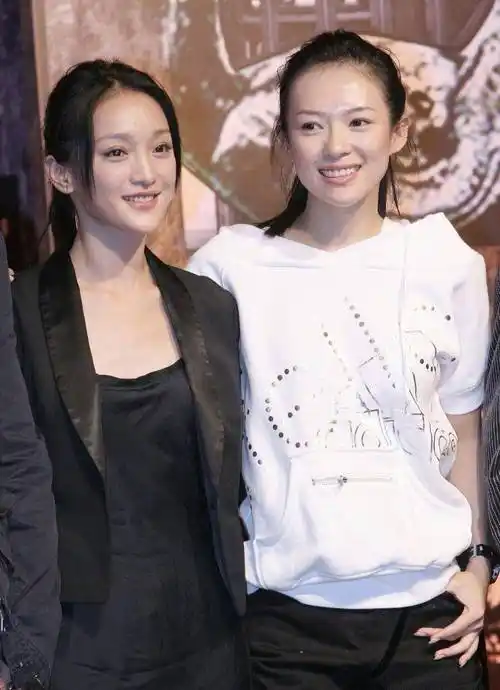 章子怡又瘦又平胸算顶级美女吗?