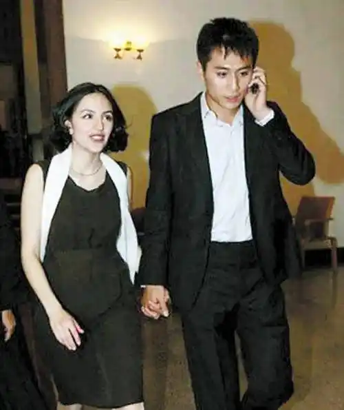 曾是谢娜前男友,分手后娶国外娇妻,结婚多年无绯闻_安娜_时候_章子怡