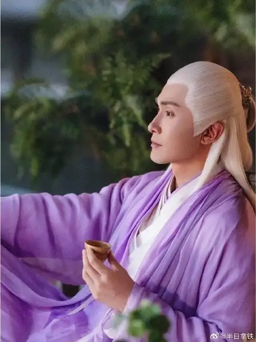 有感受到那种神仙下凡的感觉    高伟光|东华帝君|半日拿铁超话#睡不