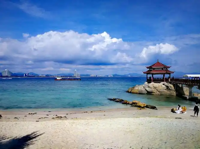 人间仙境蜈支洲岛