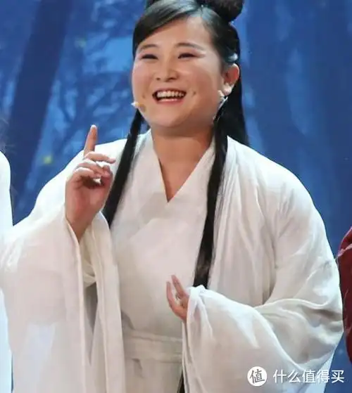 贾玲和陈晓的定情之作,被吐槽包子脸,加上造型的失败,这部剧中小龙女