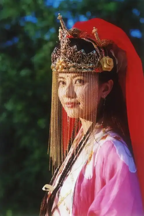 胡歌当爸爸后开始有年龄焦虑##高圆圆谈倚天屠龙记对自己的影响