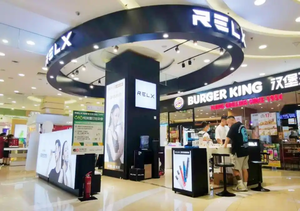 悦刻专卖店的销售业绩——门店正式营业的当月就卖出了8万元的销量