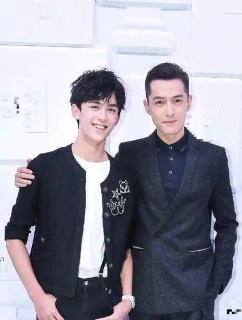 吴磊身上怎么有胡歌的感觉(吴磊怎么感觉越来越像胡歌了)