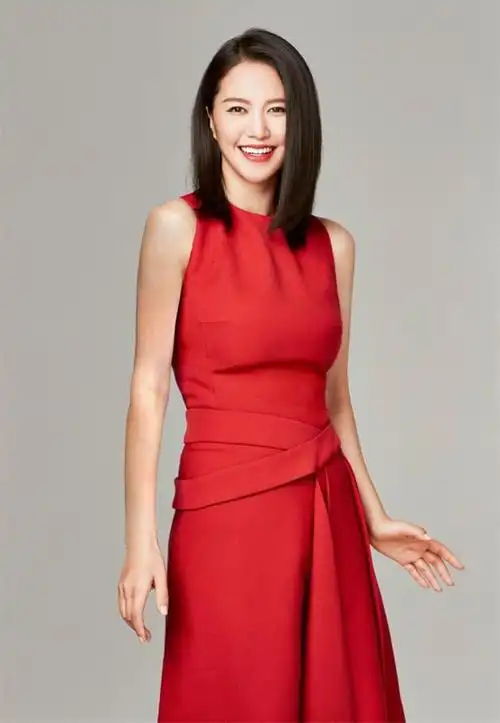 谭维维经纪人(公司) _谭维维代言费用价格_谭维维平面肖像报价_梦之星