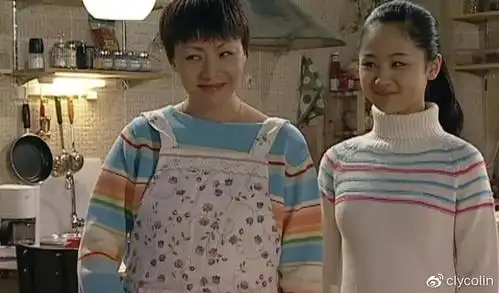 杨紫与宋丹丹挽手录综艺,分饰白雪公主和女巫,梦回《家有儿女》