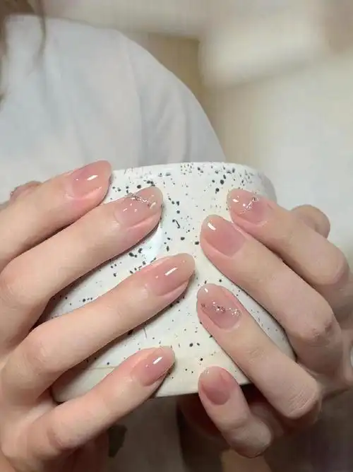 又来给你们分享美甲啦  超适合夏天做的9799嘻嘻  #美甲分享