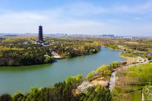 宿迁旅游,这个充满活力和魅力的城市,位于江苏省北部,是一个拥有悠久