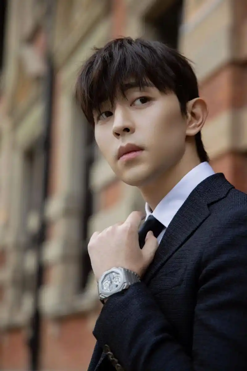 [消息]邓伦13日晚出席宝格丽晚宴 优雅绅士的贵气公子yyds!