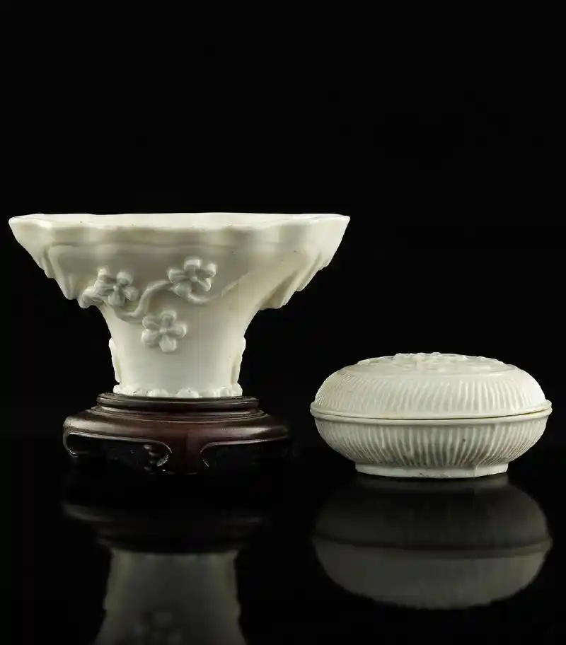 明清德化白瓷 清初 德化窑 梅花杯及粉盒 - 抖音
