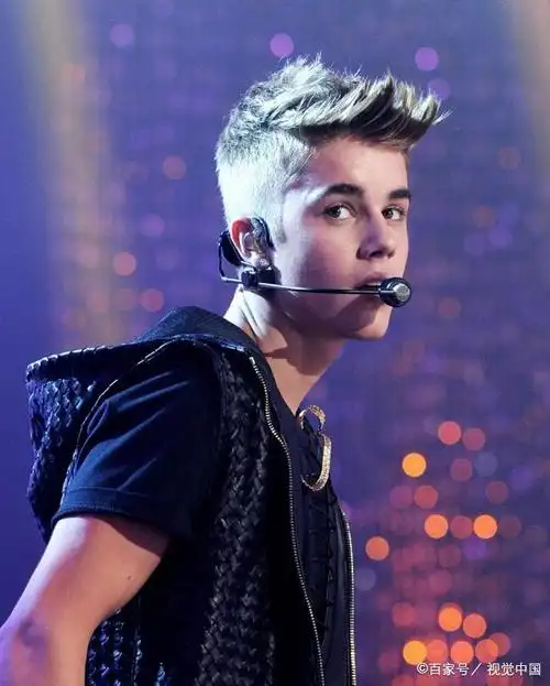 天天吐槽贾斯汀比伯丑!可曾知道他颜值巅峰期迷倒了多少女孩?