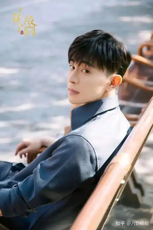 lisa转型女优陈坤男同实锤杨幂魏大勋同台邓伦直播带货宋祖儿复出