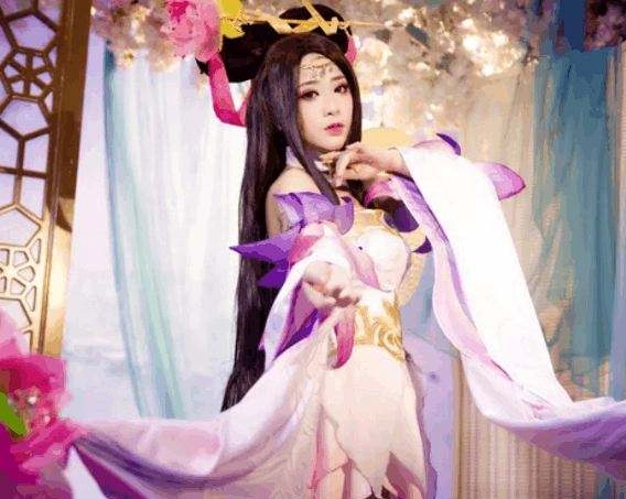 《王者荣耀》貂蝉真人cosplay:如花朱颜非吾愿,香消玉殒惹谁怜